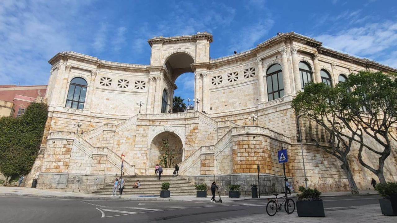 קליארי Rooms Best Vacation Ever מראה חיצוני תמונה