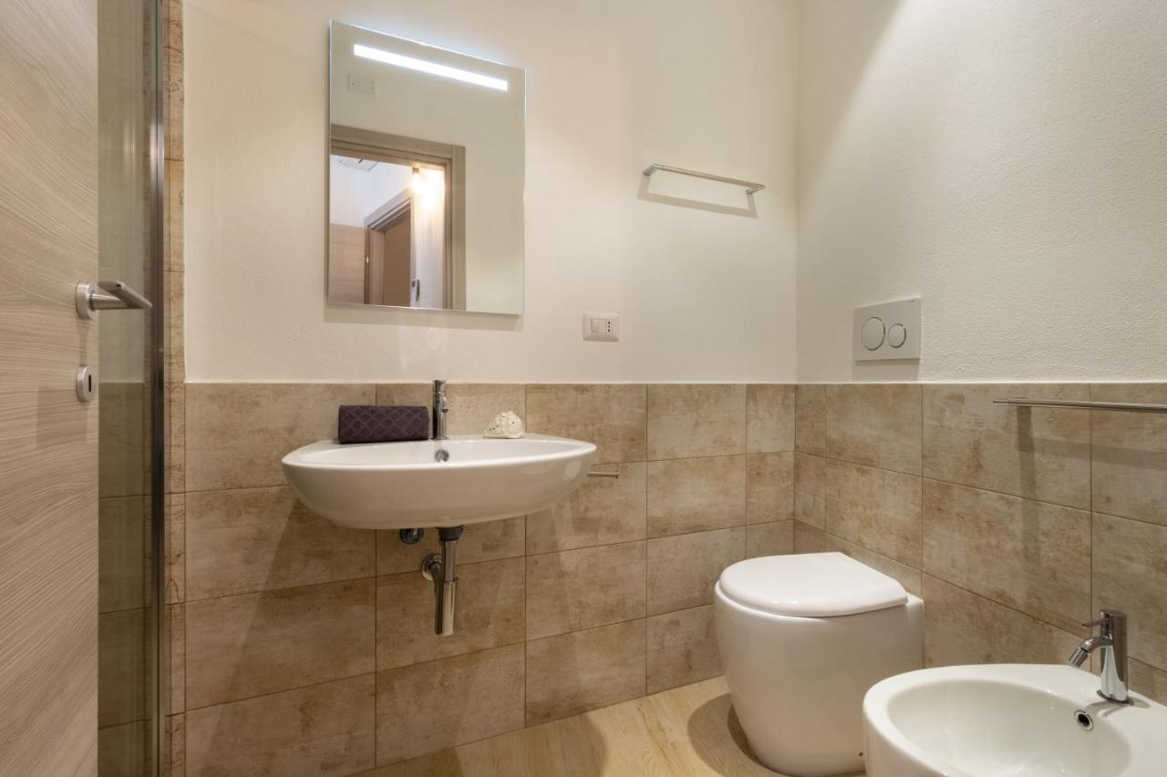 קליארי Rooms Best Vacation Ever מראה חיצוני תמונה